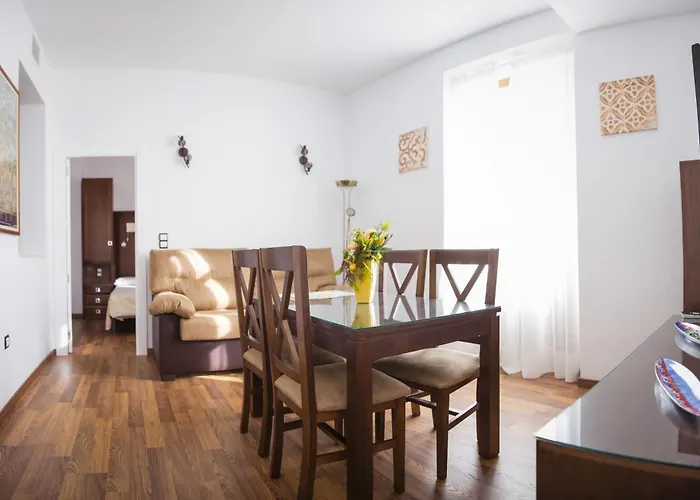 Apartamentos Casa De La Lonja